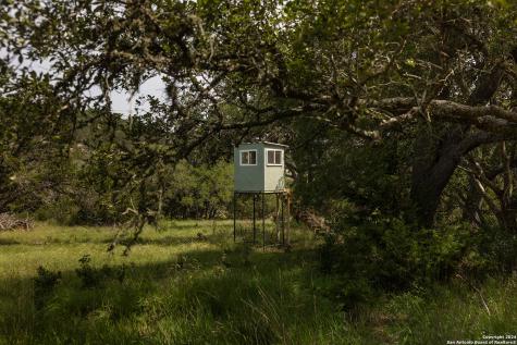 140 Twin Springs Road N Kerrville TX 78028