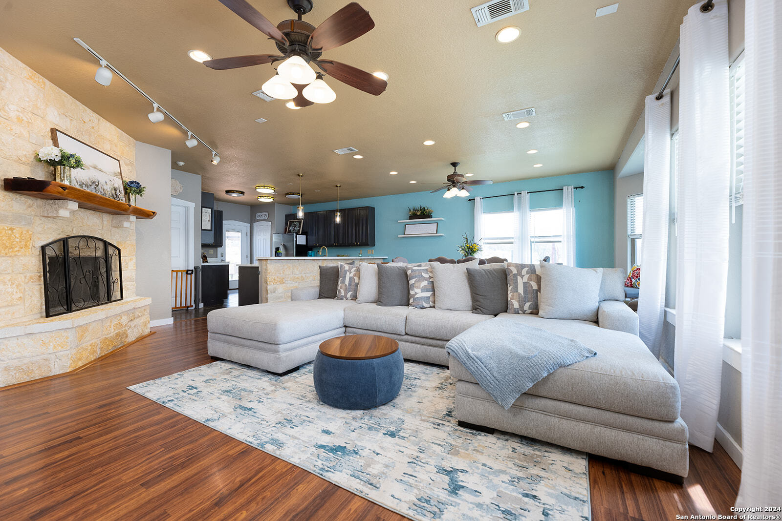 140 Twin Springs Road N Kerrville TX 78028
