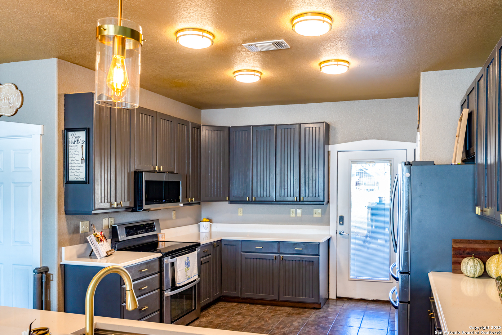 140 Twin Springs Road N Kerrville TX 78028