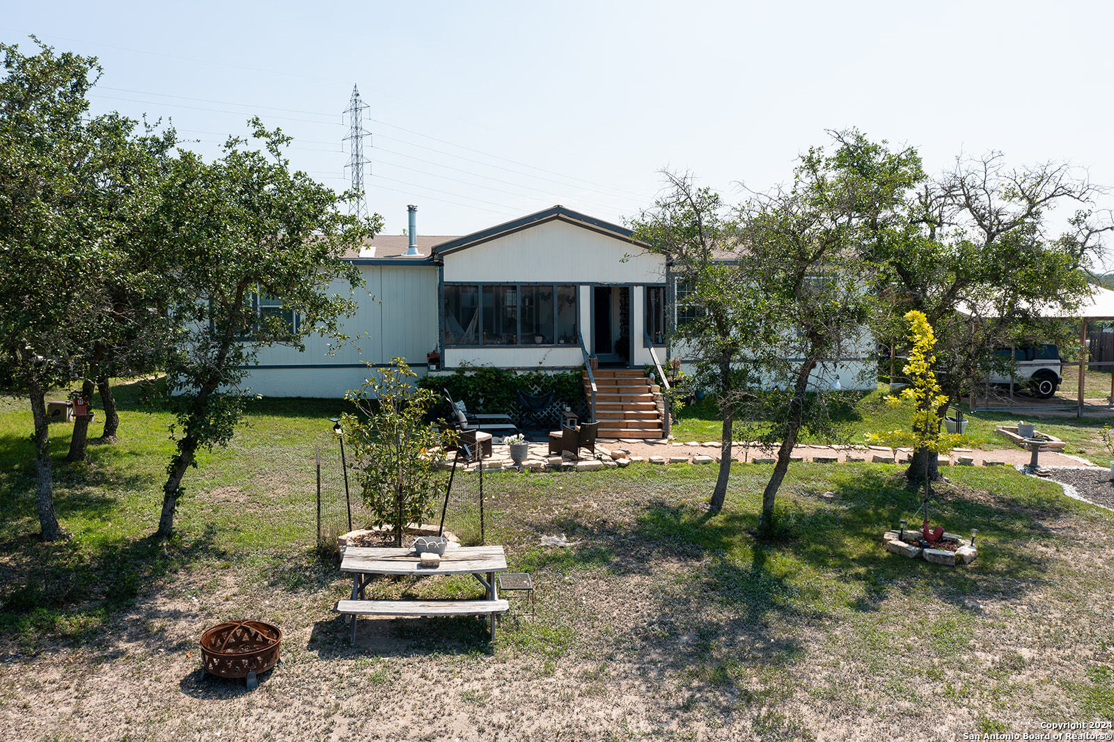 140 Twin Springs Road N Kerrville TX 78028