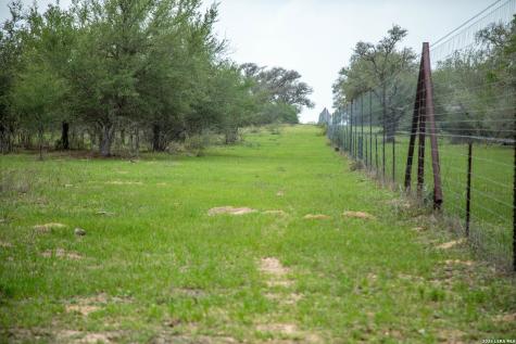 0 Golly Cuero TX 77954