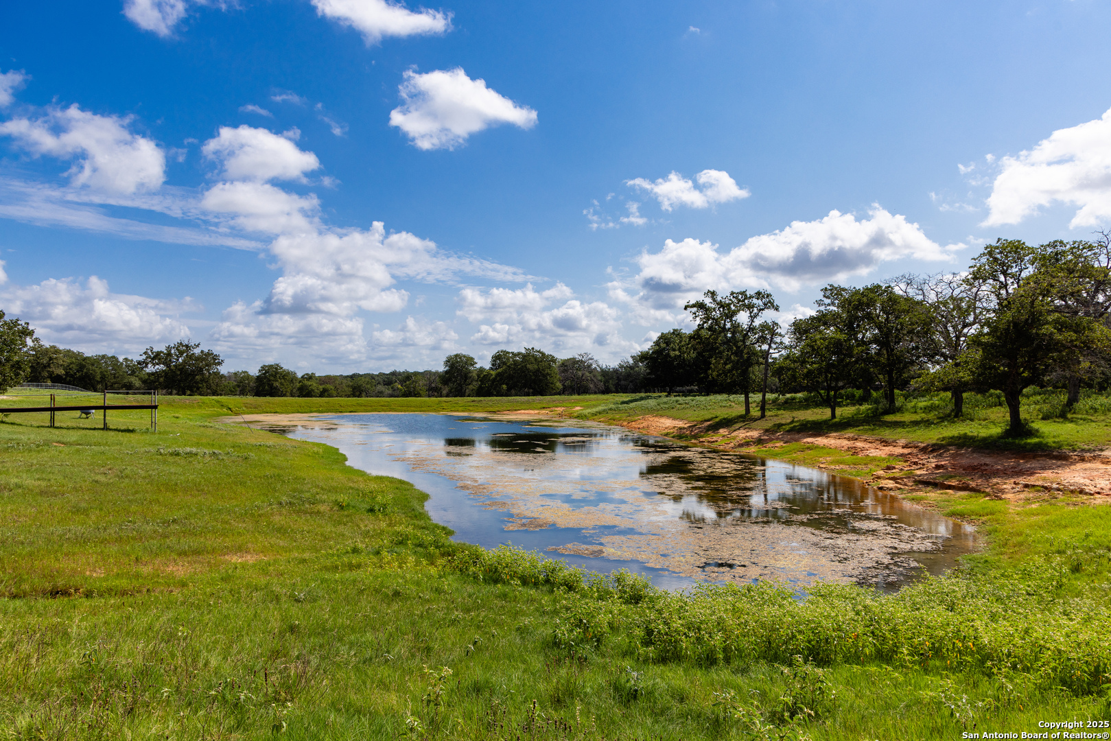 8841 Fm 775 La Vernia TX 78121