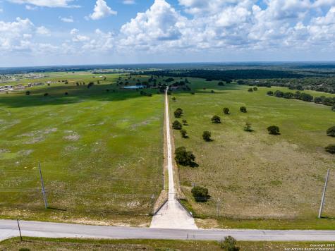8841 Fm 775 La Vernia TX 78121