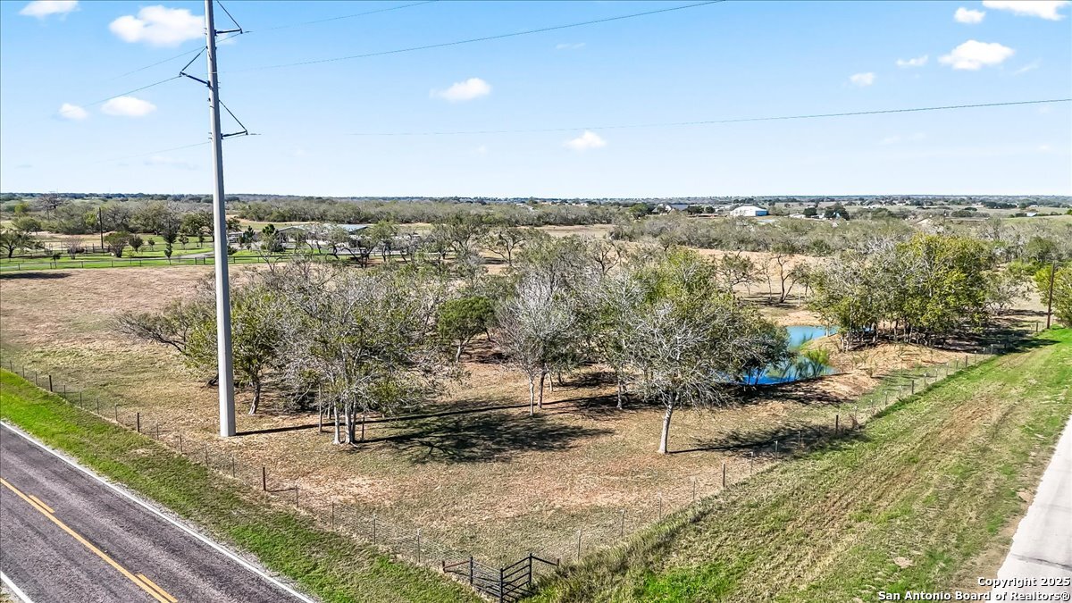 6653 Fm 539 Floresville TX 78114