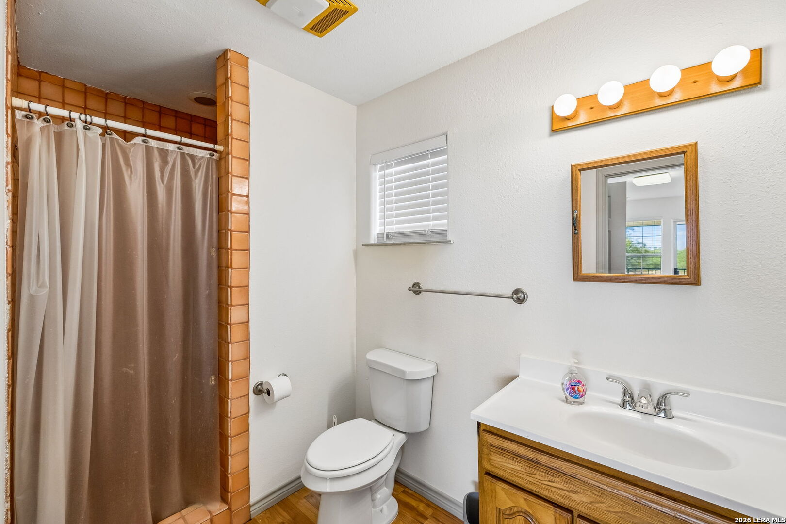 1066 Raices Road Encinal TX 78019