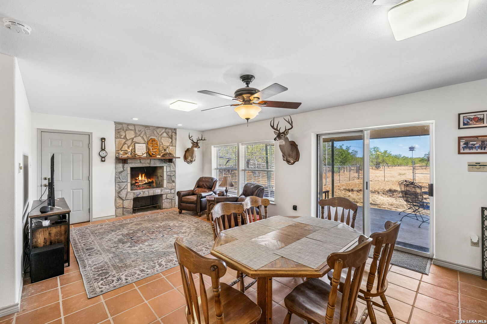 1066 Raices Road Encinal TX 78019