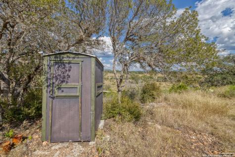 2554 Cr 380 Barksdale TX 78828