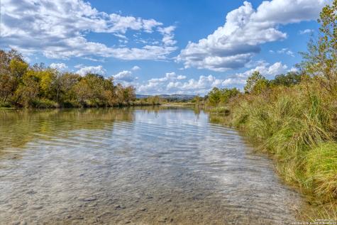 2554 Cr 380 Barksdale TX 78828