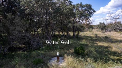 2554 Cr 380 Barksdale TX 78828