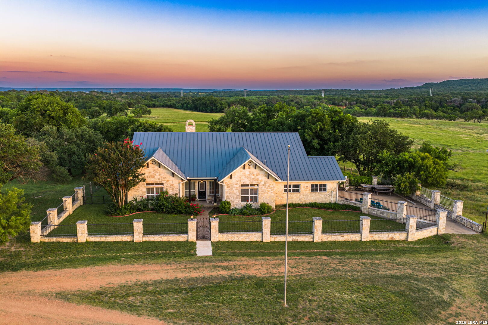 3841 W Us Highway 290 Fredericksburg TX 78624