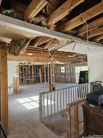 4462 Cr 390 Camp Wood TX 78828
