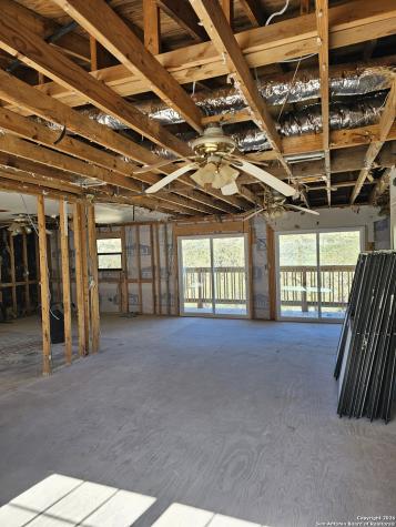 4462 Cr 390 Camp Wood TX 78828