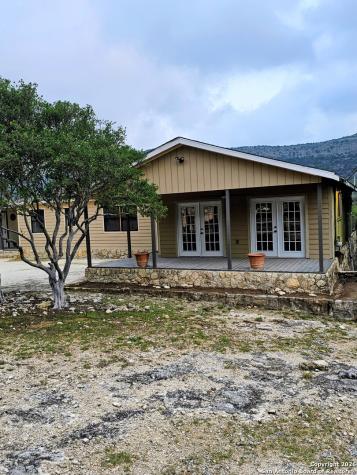 4462 Cr 390 Camp Wood TX 78828