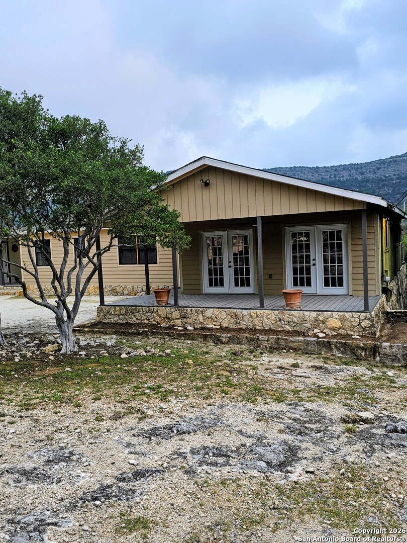 4462 Cr 390 Camp Wood TX 78828