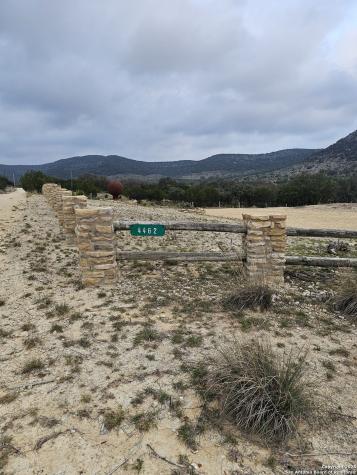 4462 Cr 390 Camp Wood TX 78828
