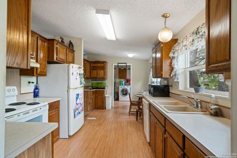 3217 Bruce Road Poteet TX 78065