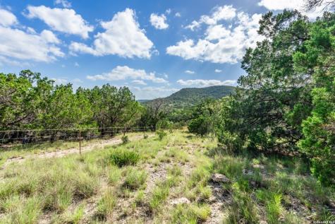 630 Evans Creek Road Vanderpool TX 78885