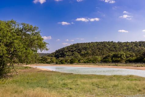 14910 Bullhead Road Rocksprings TX 78880