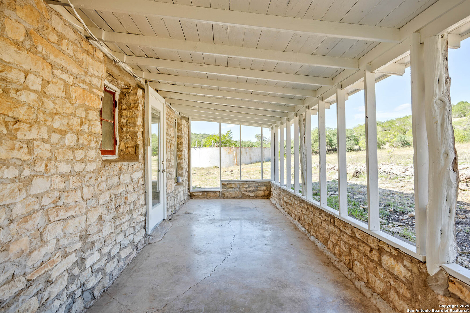 14910 Bullhead Road Rocksprings TX 78880