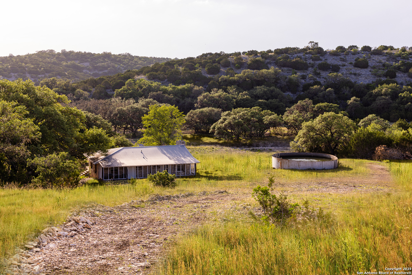 14910 Bullhead Road Rocksprings TX 78880
