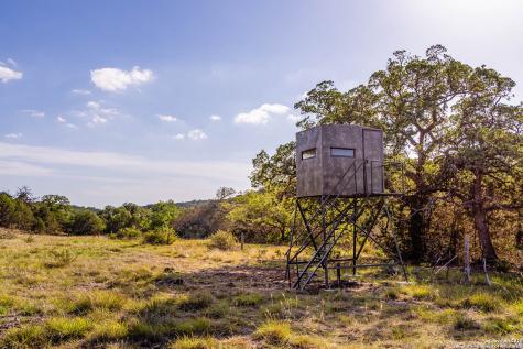 14910 Bullhead Road Rocksprings TX 78880