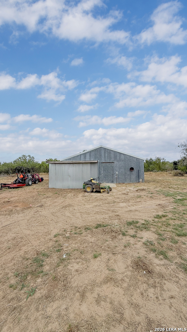 366 County Road 2755 Bigfoot TX 78005