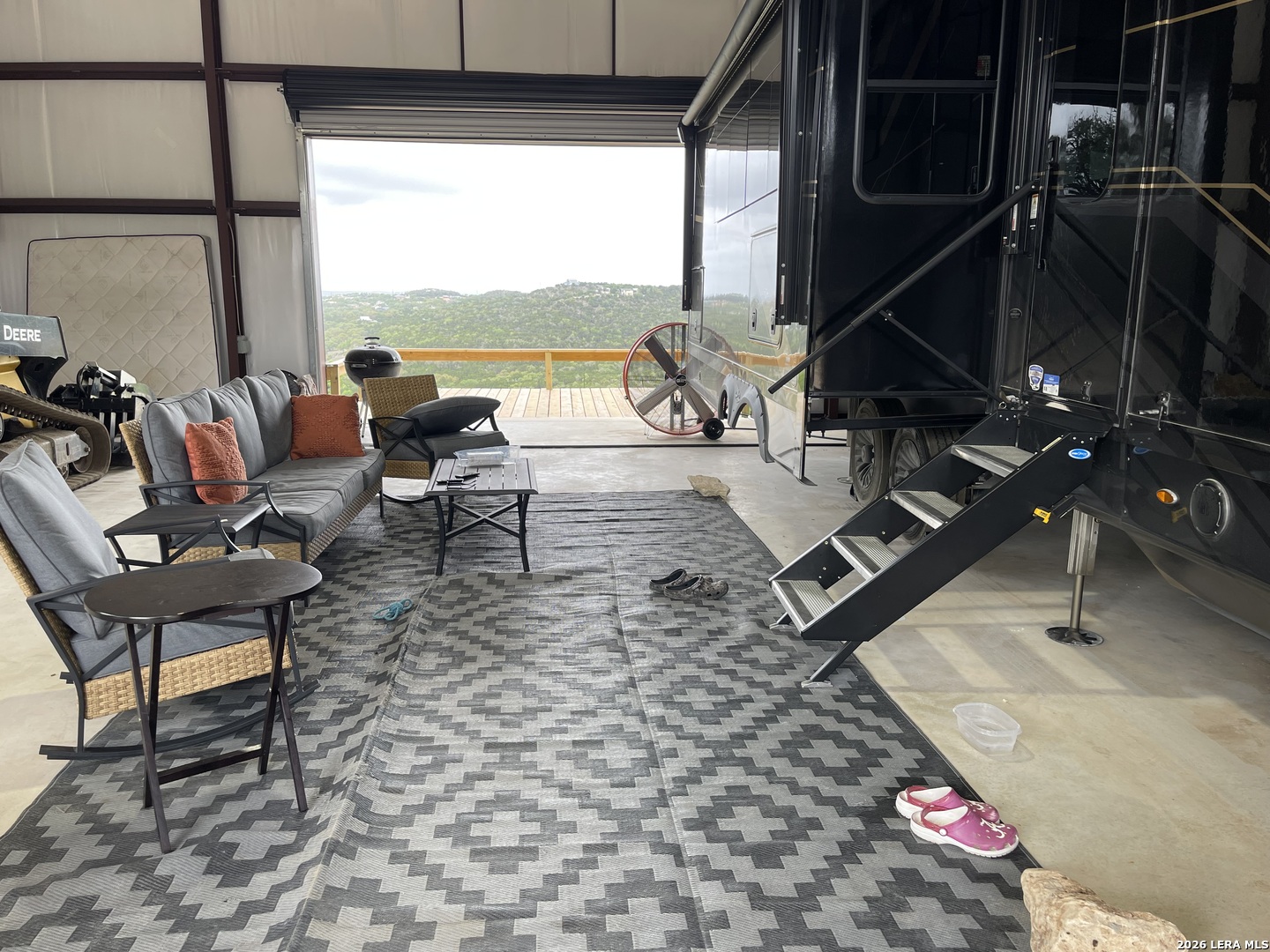 852 Crystal Peak Fischer TX 78623
