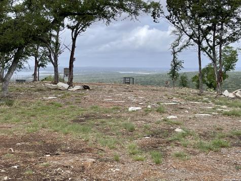 852 Crystal Peak Fischer TX 78623