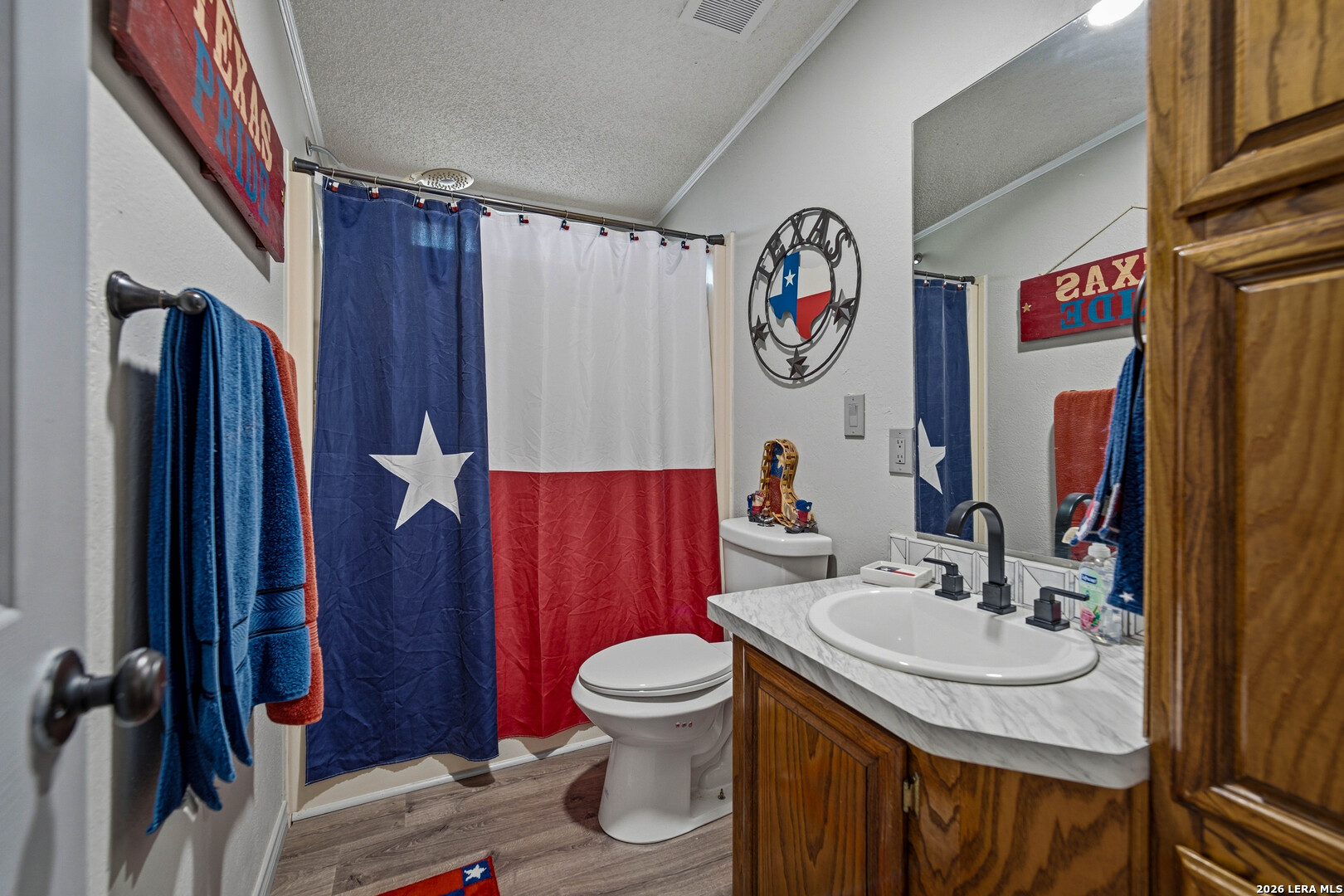 109 County Road 436 Stockdale TX 78160