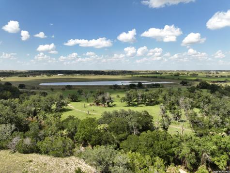 1543 Cr 215 Burnet TX 78605