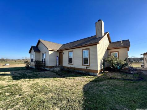 1543 Cr 215 Burnet TX 78605