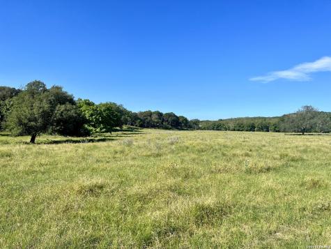 1543 Cr 215 Burnet TX 78605