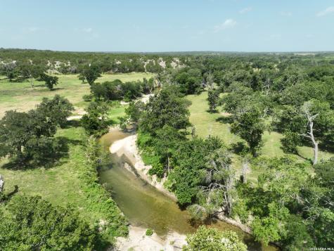 1543 Cr 215 Burnet TX 78605