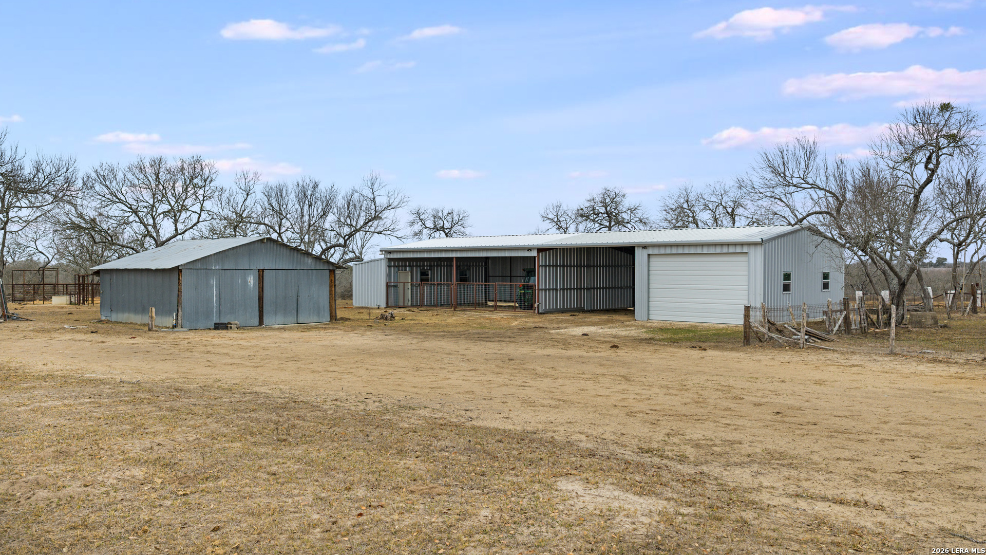 228 County Road 454 Stockdale TX 78160