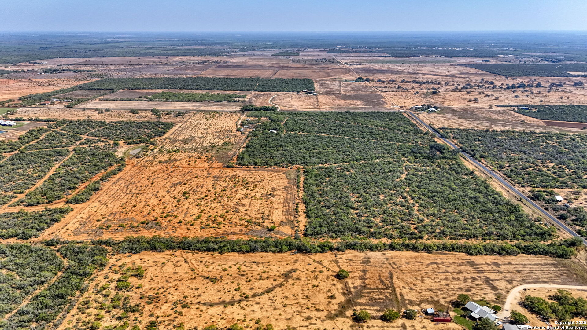 3530 E Cr 331 Jourdanton TX 78026