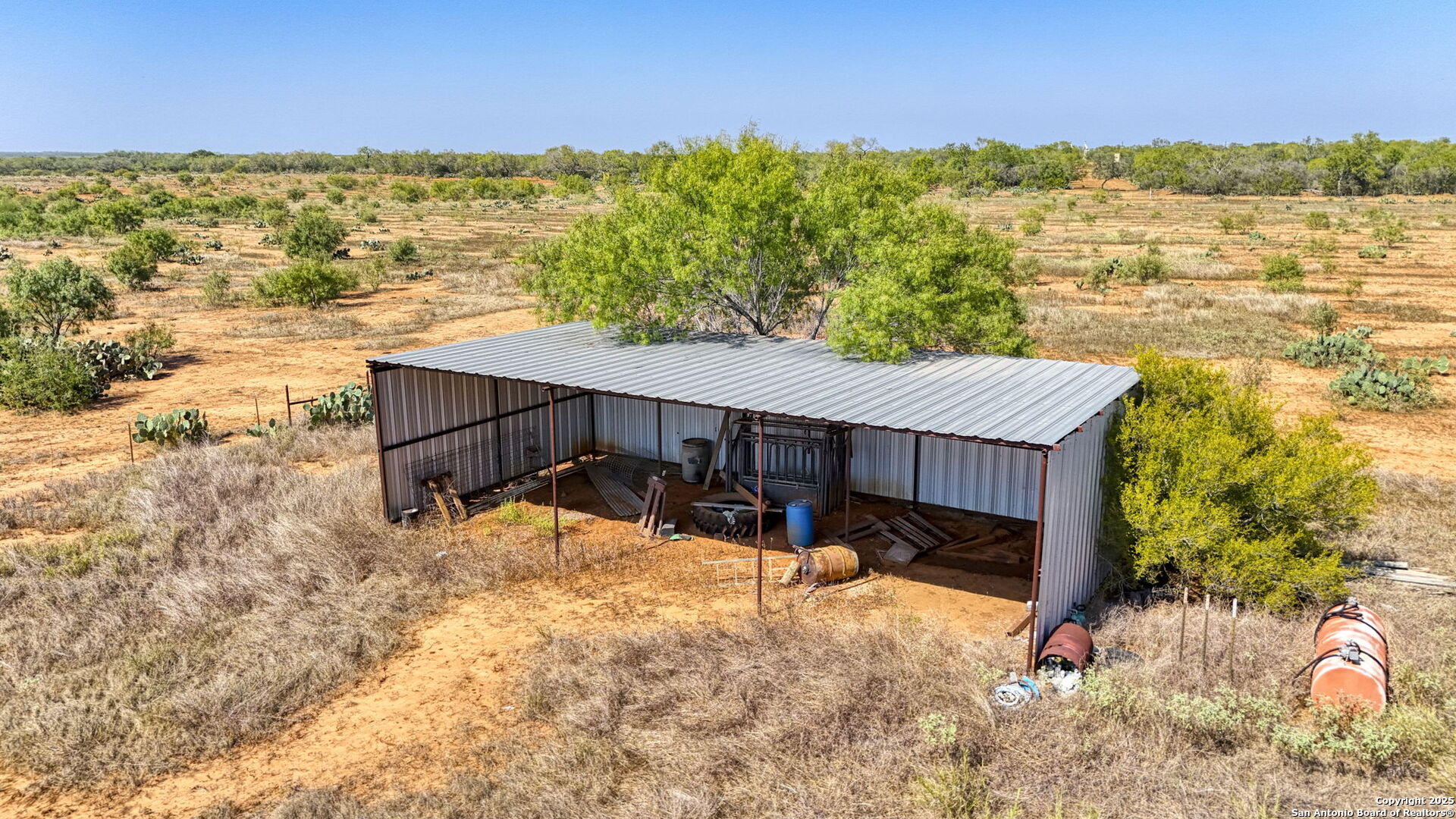 3530 E Cr 331 Jourdanton TX 78026