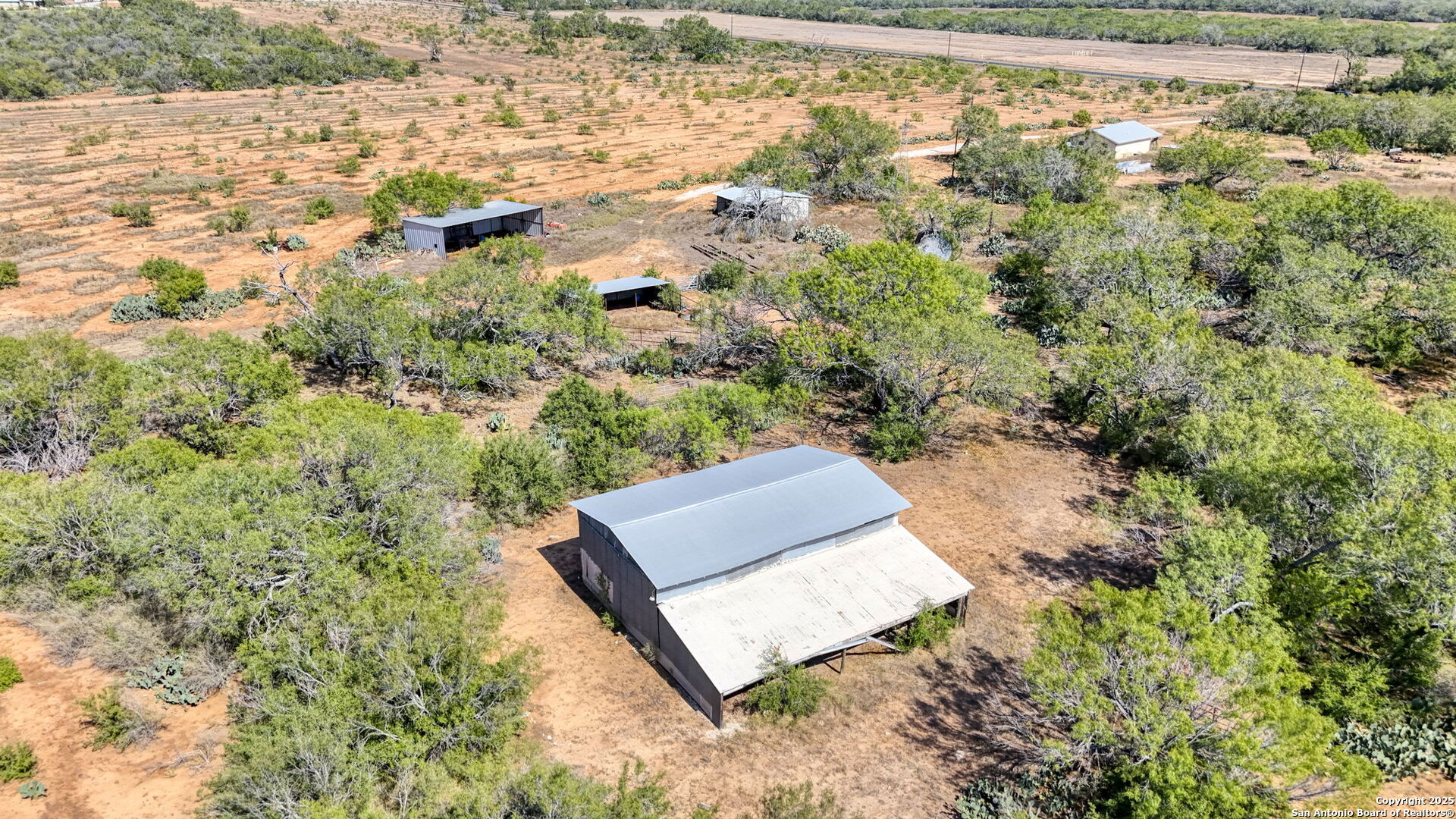 3530 E Cr 331 Jourdanton TX 78026