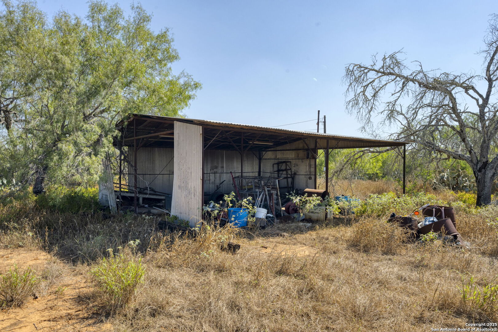 3530 E Cr 331 Jourdanton TX 78026