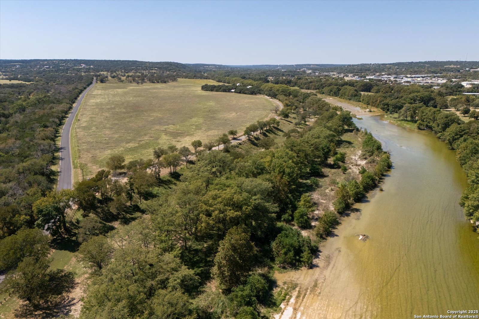 211 Bear Creek Kerrville TX 78028