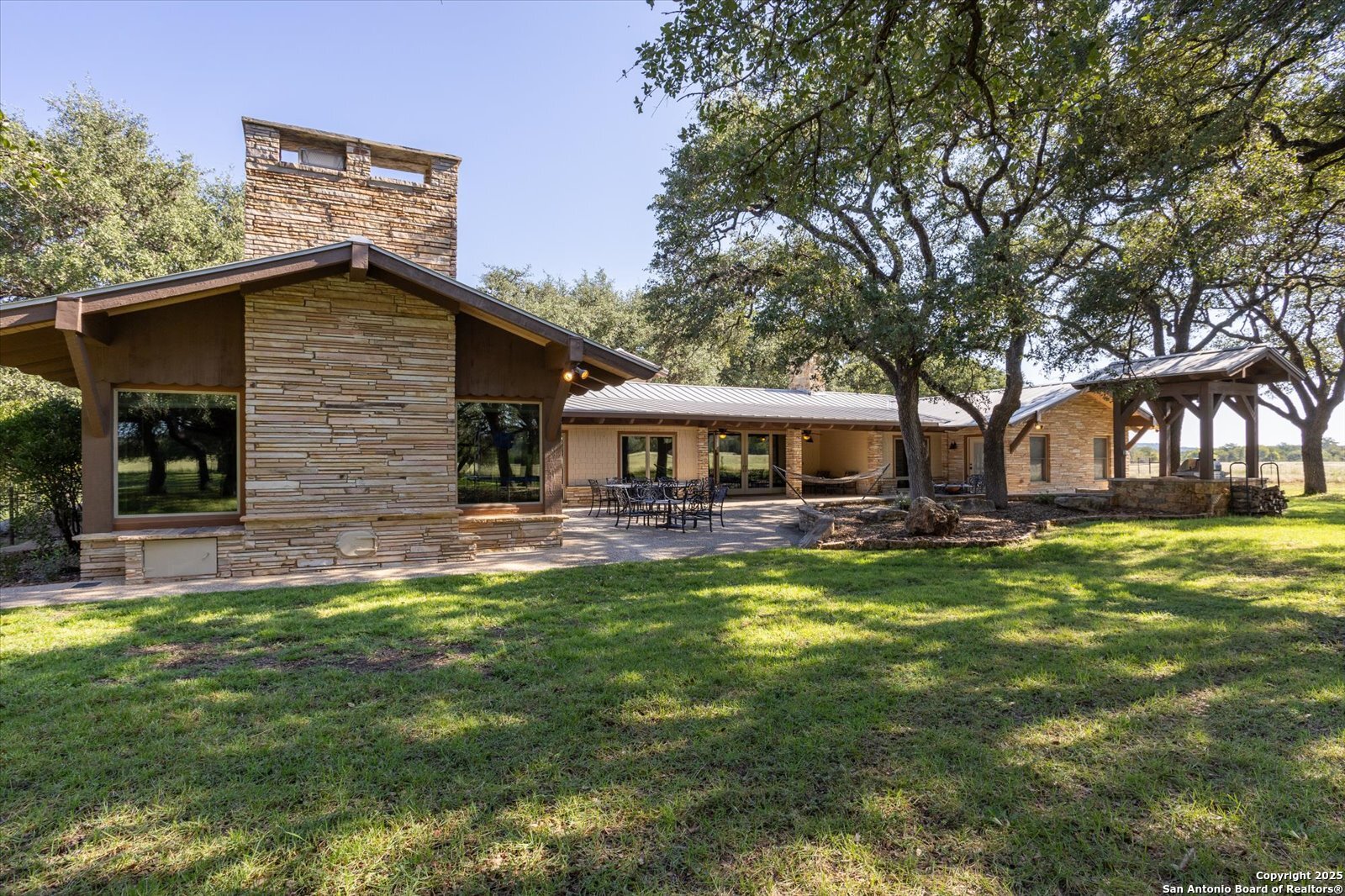 211 Bear Creek Kerrville TX 78028