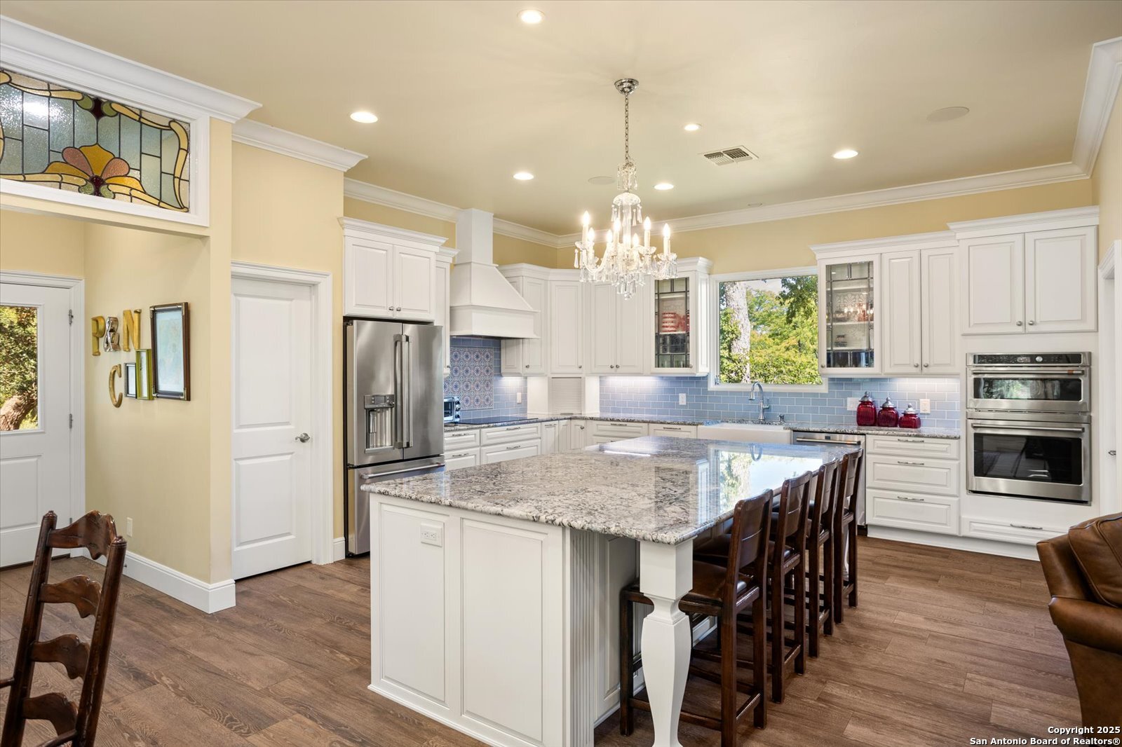 211 Bear Creek Kerrville TX 78028
