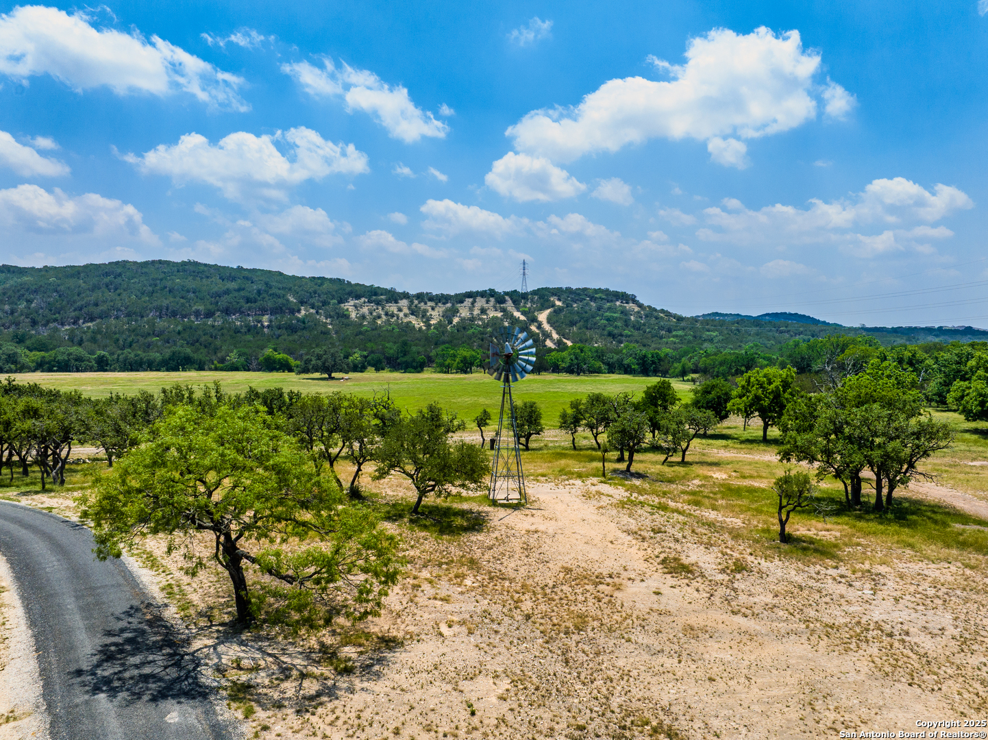 1275 Cypress Creek Kerrville TX 78003