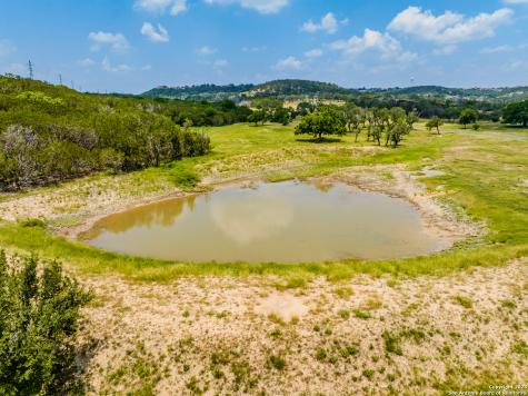 1275 Cypress Creek Kerrville TX 78003