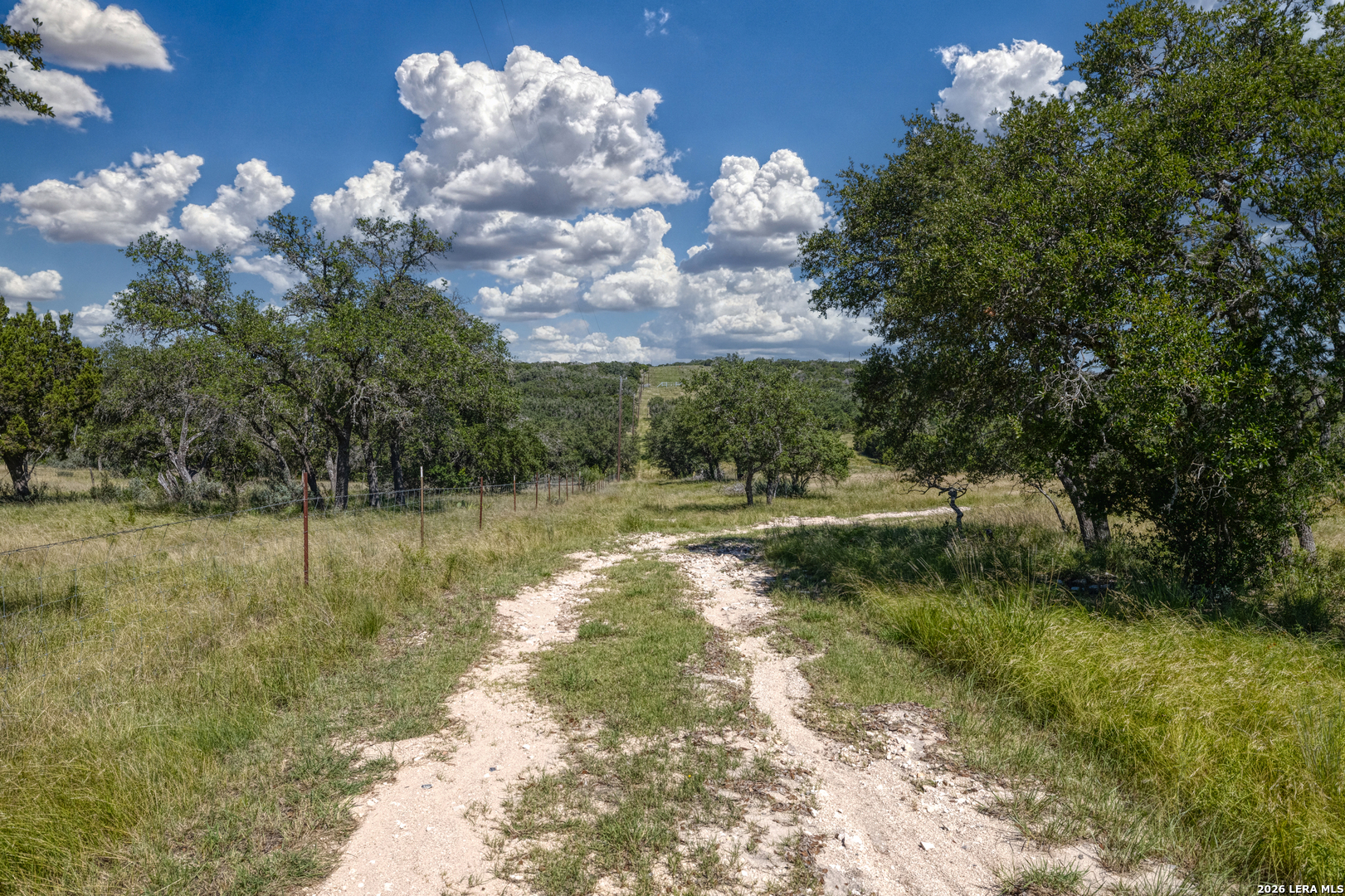 932 Wofford Road London TX 76854