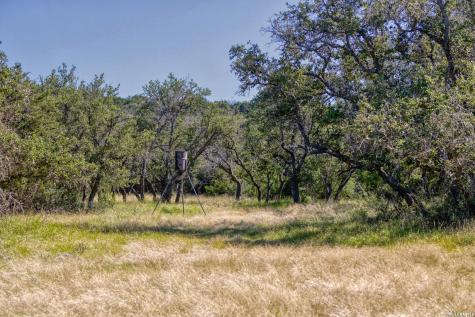 932 Wofford Road London TX 76854