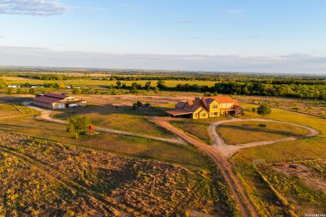 5098 S Fm 486 Thorndale TX 76577