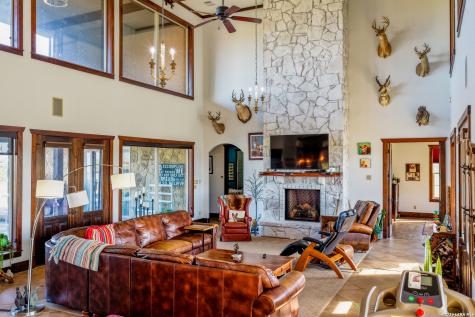 5098 S Fm 486 Thorndale TX 76577