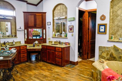 5098 S Fm 486 Thorndale TX 76577