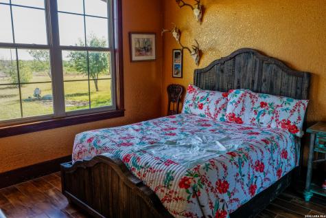 5098 S Fm 486 Thorndale TX 76577