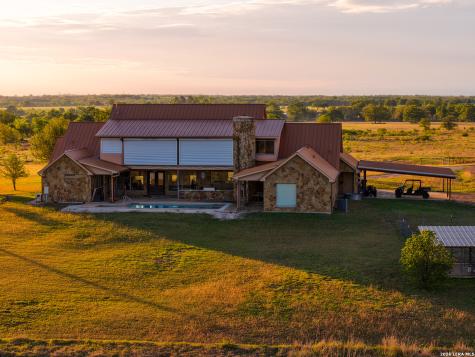 5098 S Fm 486 Thorndale TX 76577